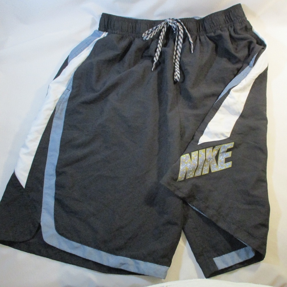 Nike Spell-Out Black Swim Trunks XL